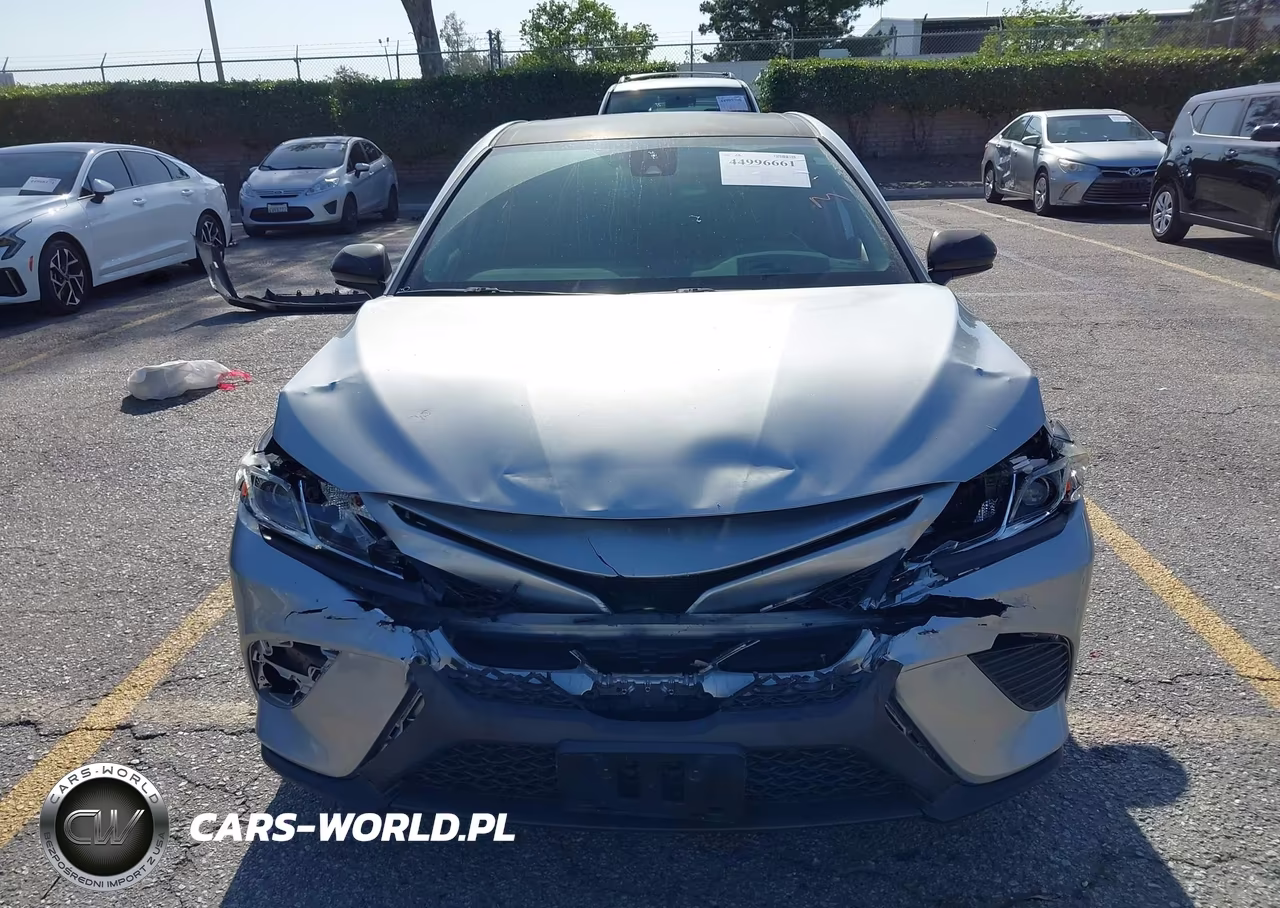 2020 Toyota Camry Se VIN:4T1G11AK6LU951426 - 13