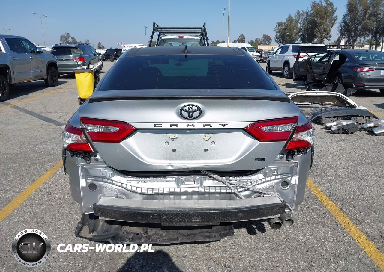 2020 Toyota Camry Se VIN:4T1G11AK6LU951426 - 6