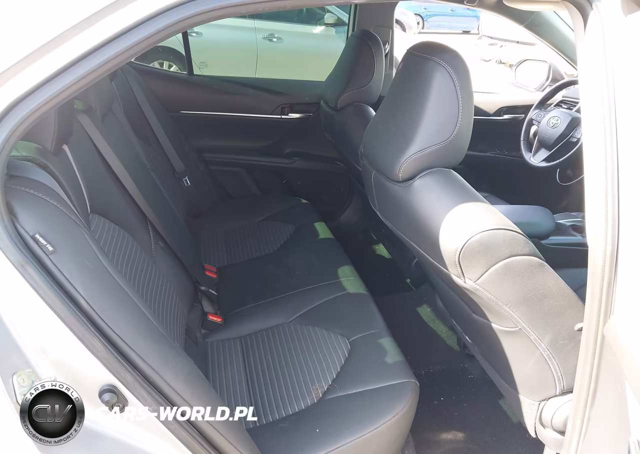 2020 Toyota Camry Se VIN:4T1G11AK6LU951426 - 8