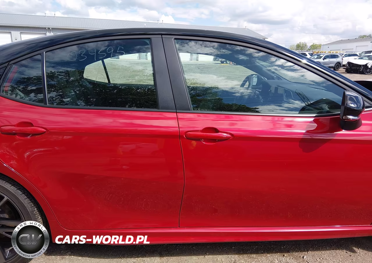 2025 Toyota Camry Xse VIN:4T1DBADKXSU034595 - 13