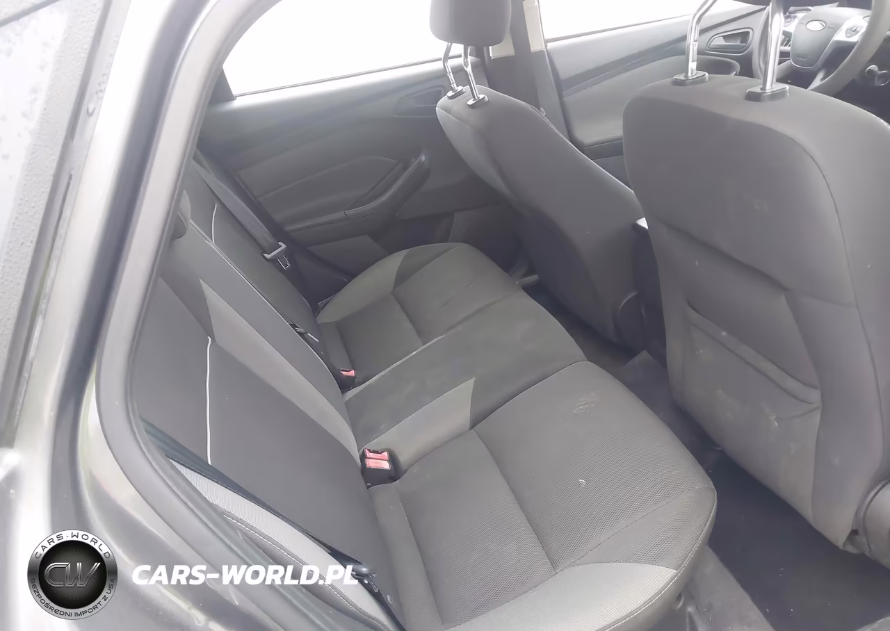 2012 Ford Focus Se VIN:1FAHP3K23CL122987 - 8