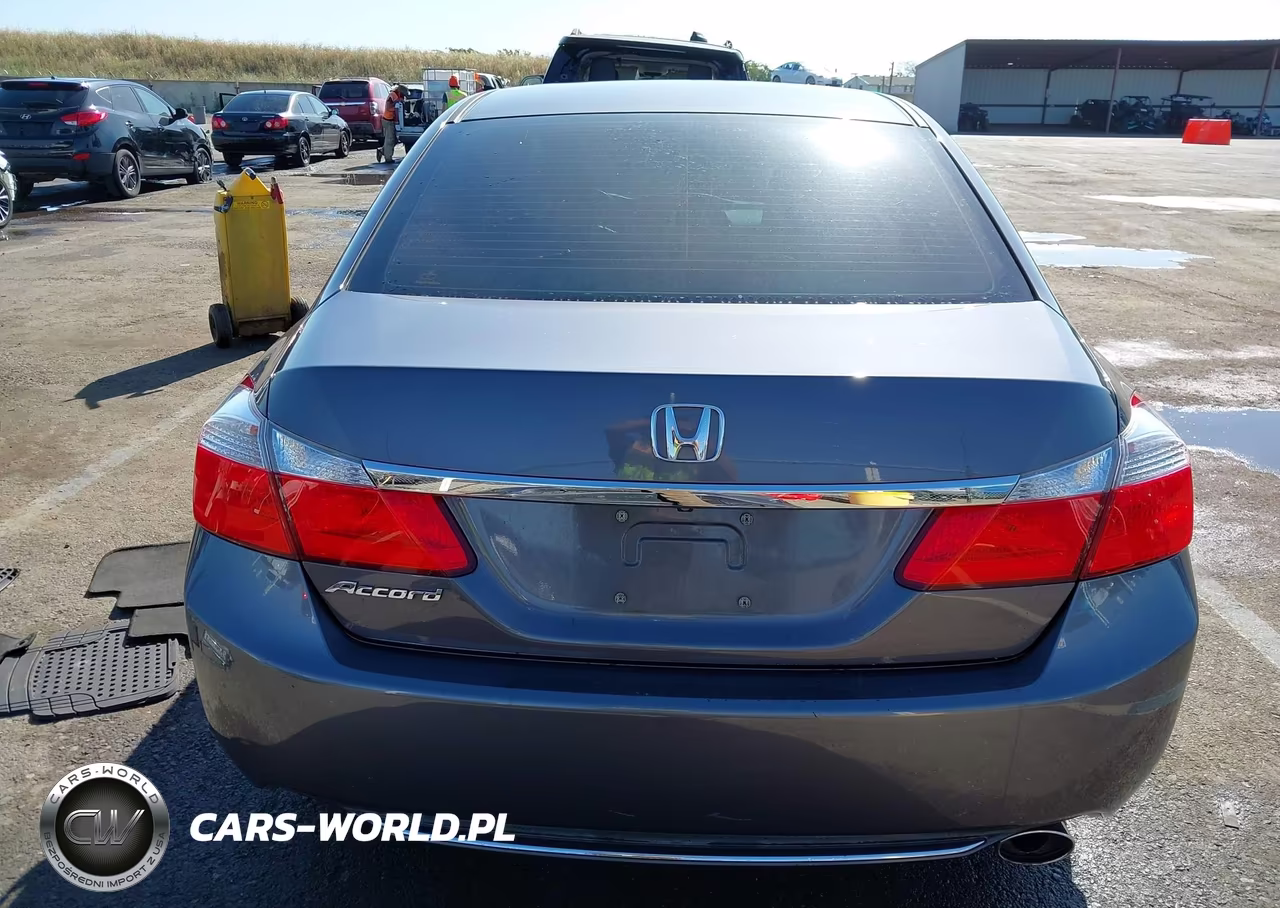 2015 Honda Accord Lx VIN:1HGCR2F34FA111803 - 17