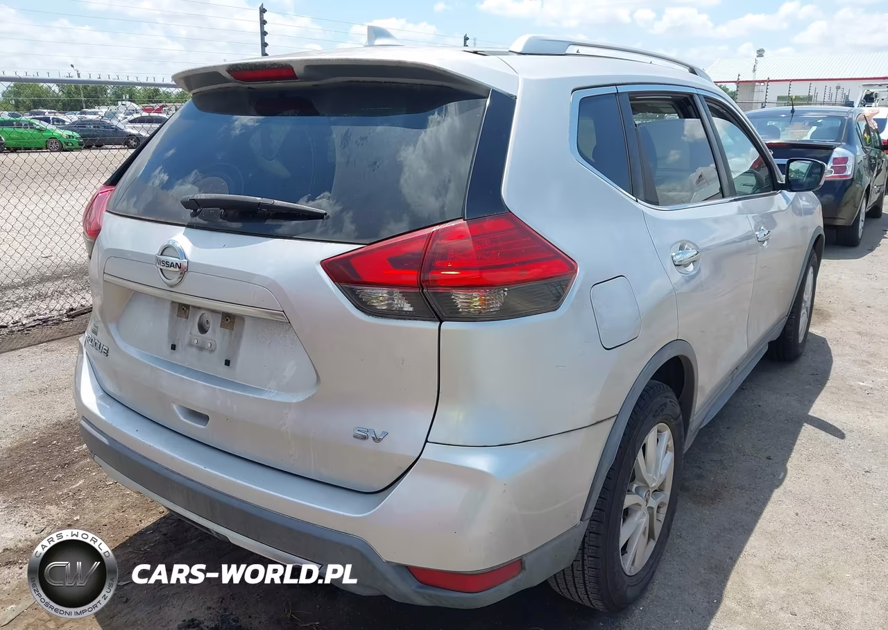 2017 Nissan Rogue Sv VIN:KNMAT2MT0HP594166 - 4