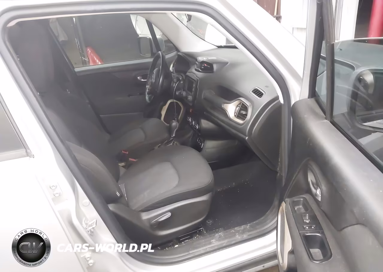 2015 Jeep Renegade Latitude VIN:ZACCJABT4FPC12264 - 5