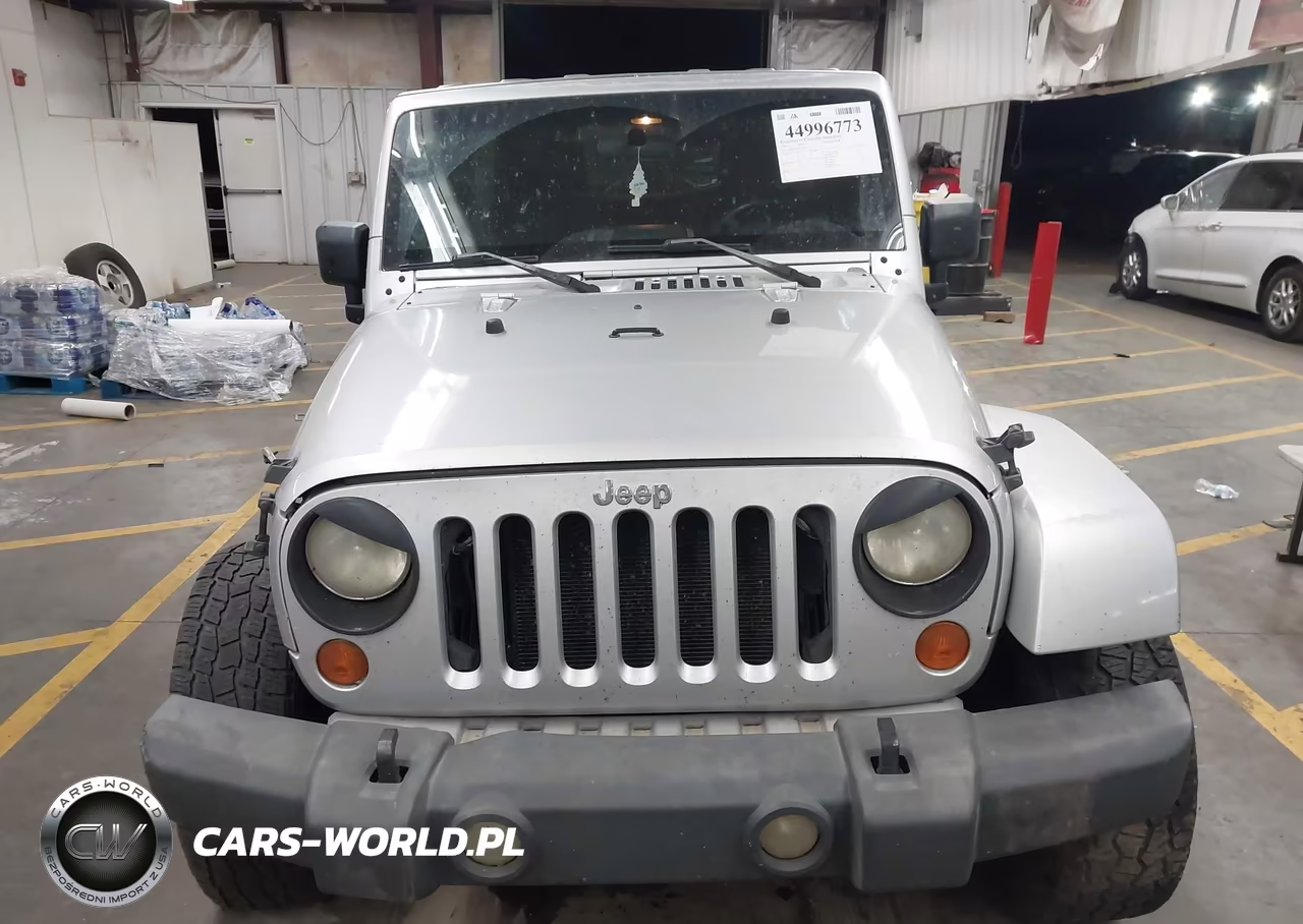 2007 Jeep Wrangler Unlimited Sahara VIN:1J4GB59167L157021 - 13