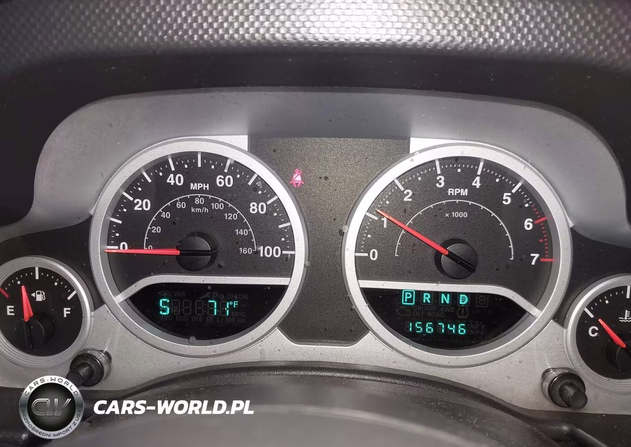 2007 Jeep Wrangler Unlimited Sahara VIN:1J4GB59167L157021 - 7