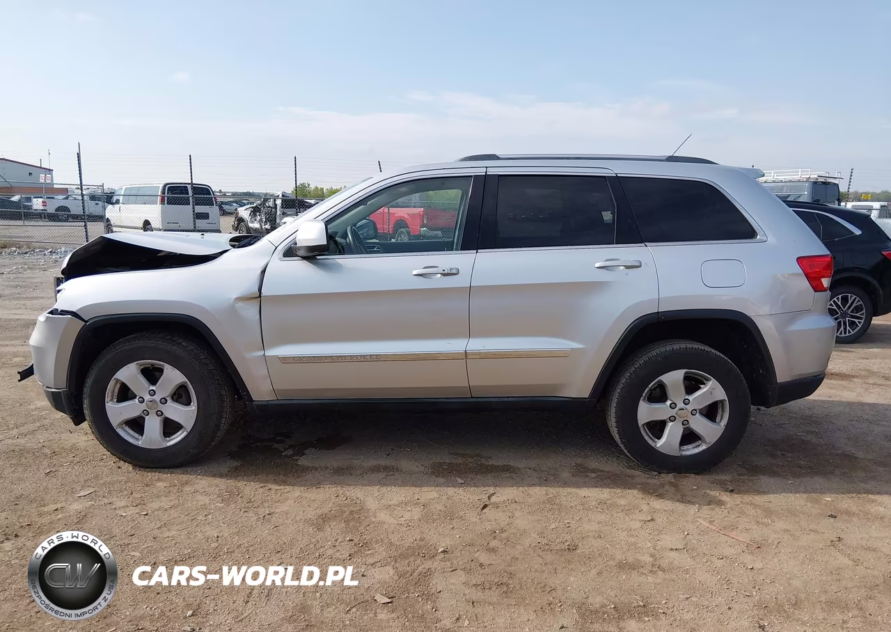2011 Jeep Grand Cherokee Laredo VIN:1J4RR4GG0BC597959 - 14