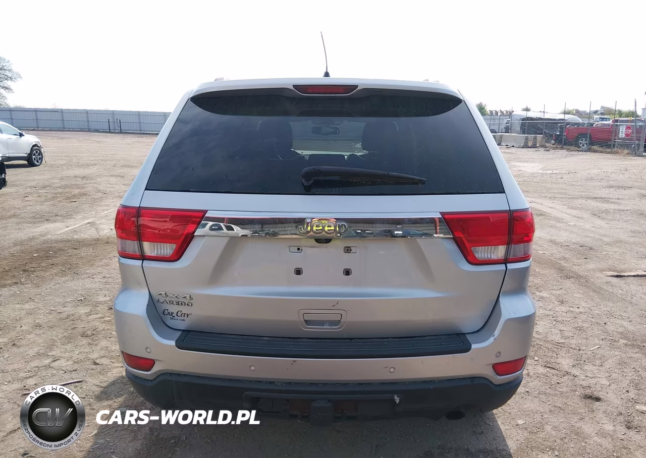 2011 Jeep Grand Cherokee Laredo VIN:1J4RR4GG0BC597959 - 16