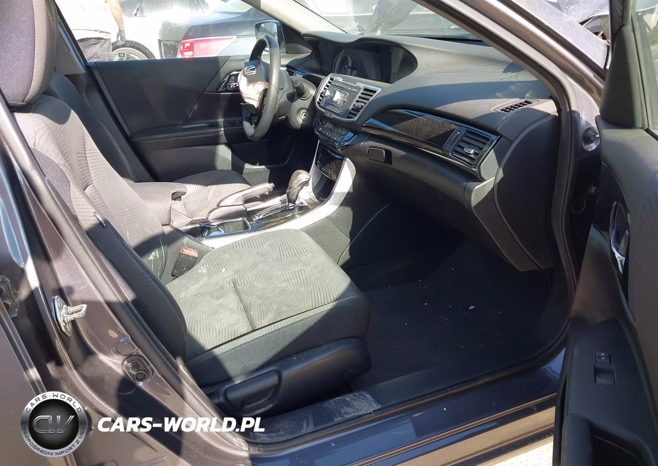 2017 Honda Accord Lx VIN:1HGCR2F30HA251124 - 5
