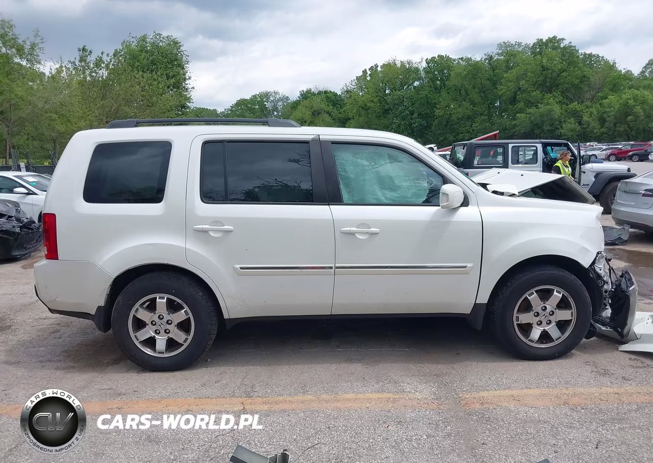 2011 Honda Pilot Touring VIN:5FNYF4H96BB069288 - 14
