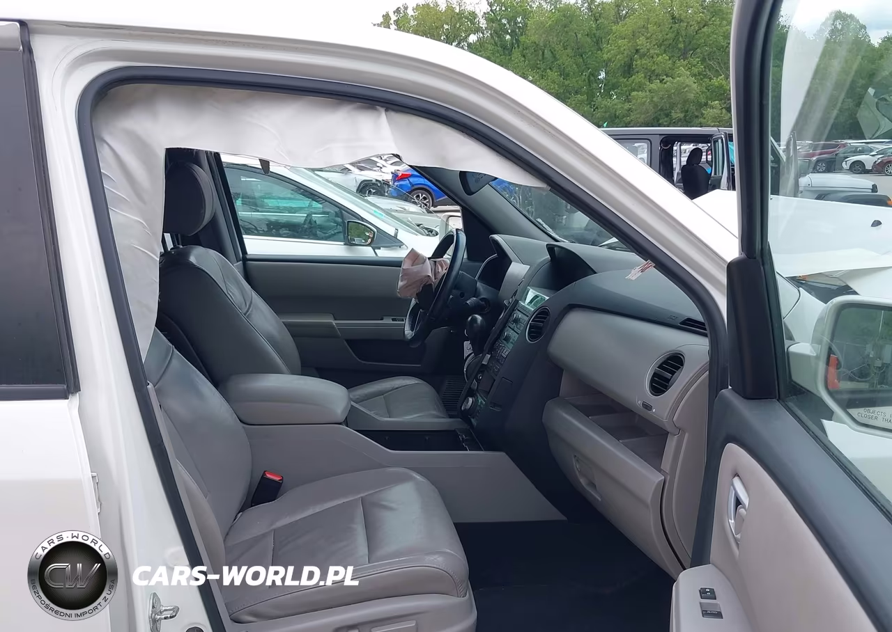 2011 Honda Pilot Touring VIN:5FNYF4H96BB069288 - 5