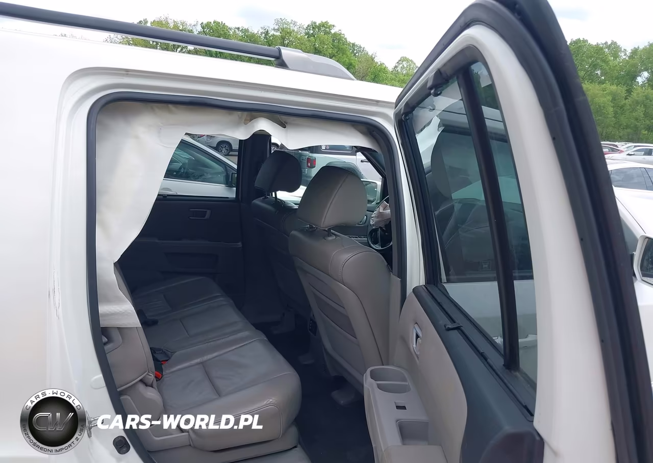 2011 Honda Pilot Touring VIN:5FNYF4H96BB069288 - 8