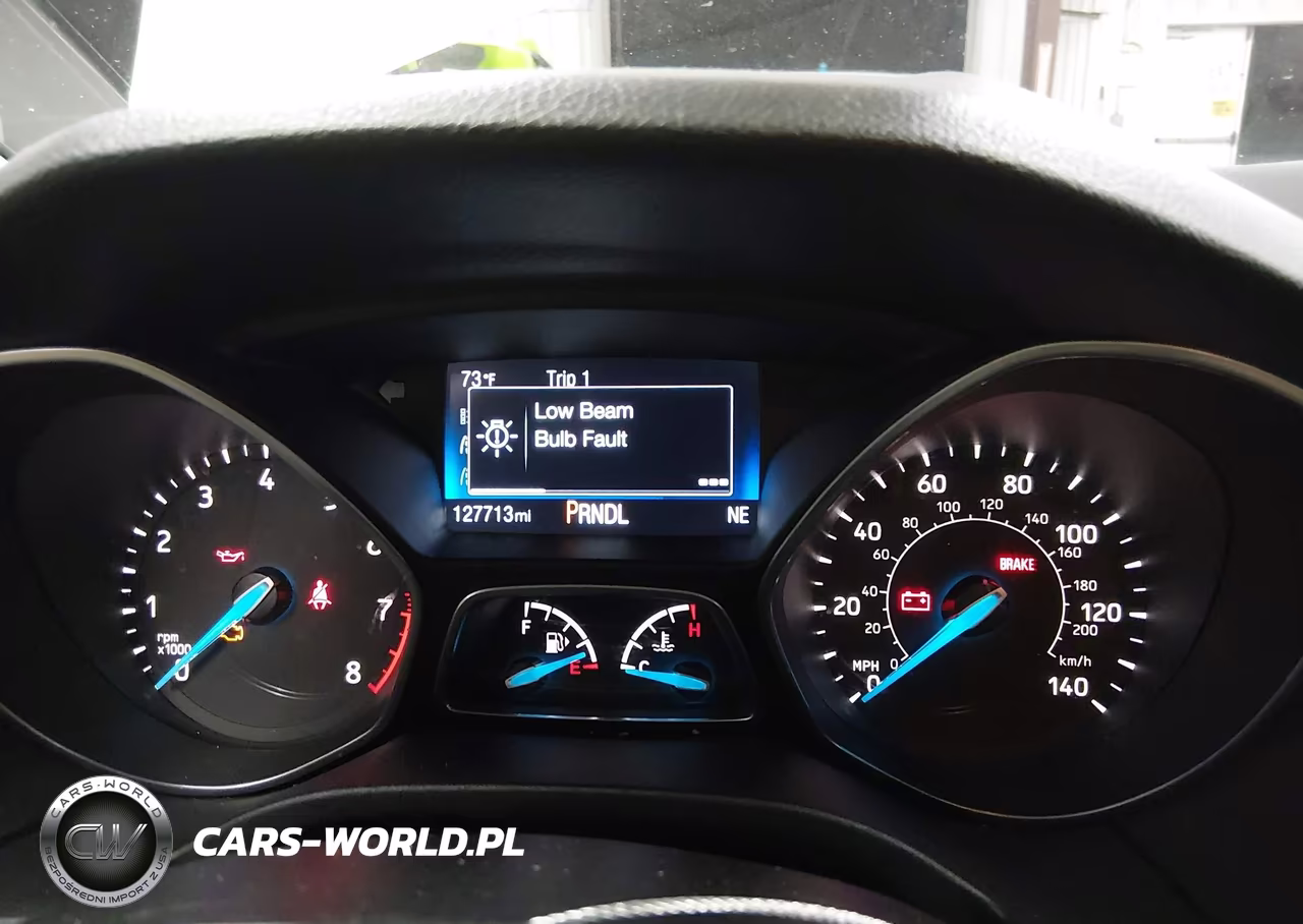 2017 Ford Focus Se VIN:1FADP3F25HL315402 - 7