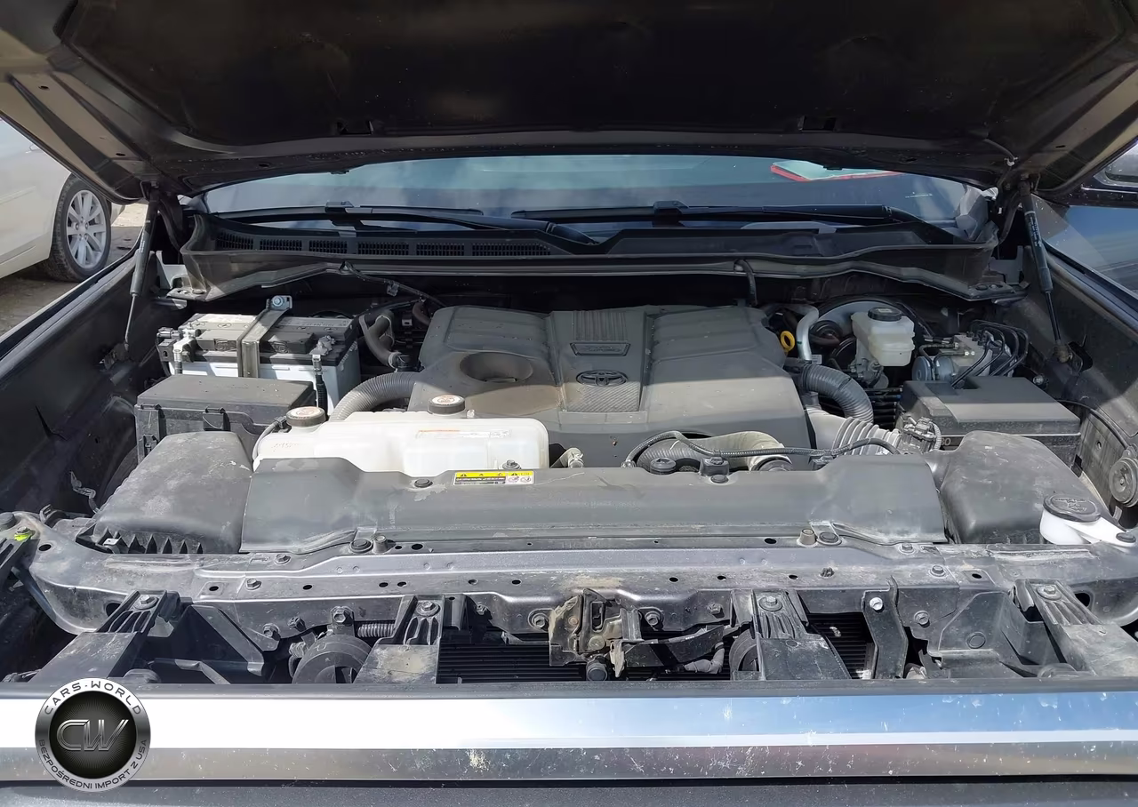 2025 Toyota Tundra Limited VIN:5TFJA5DB8SX253412 - 10