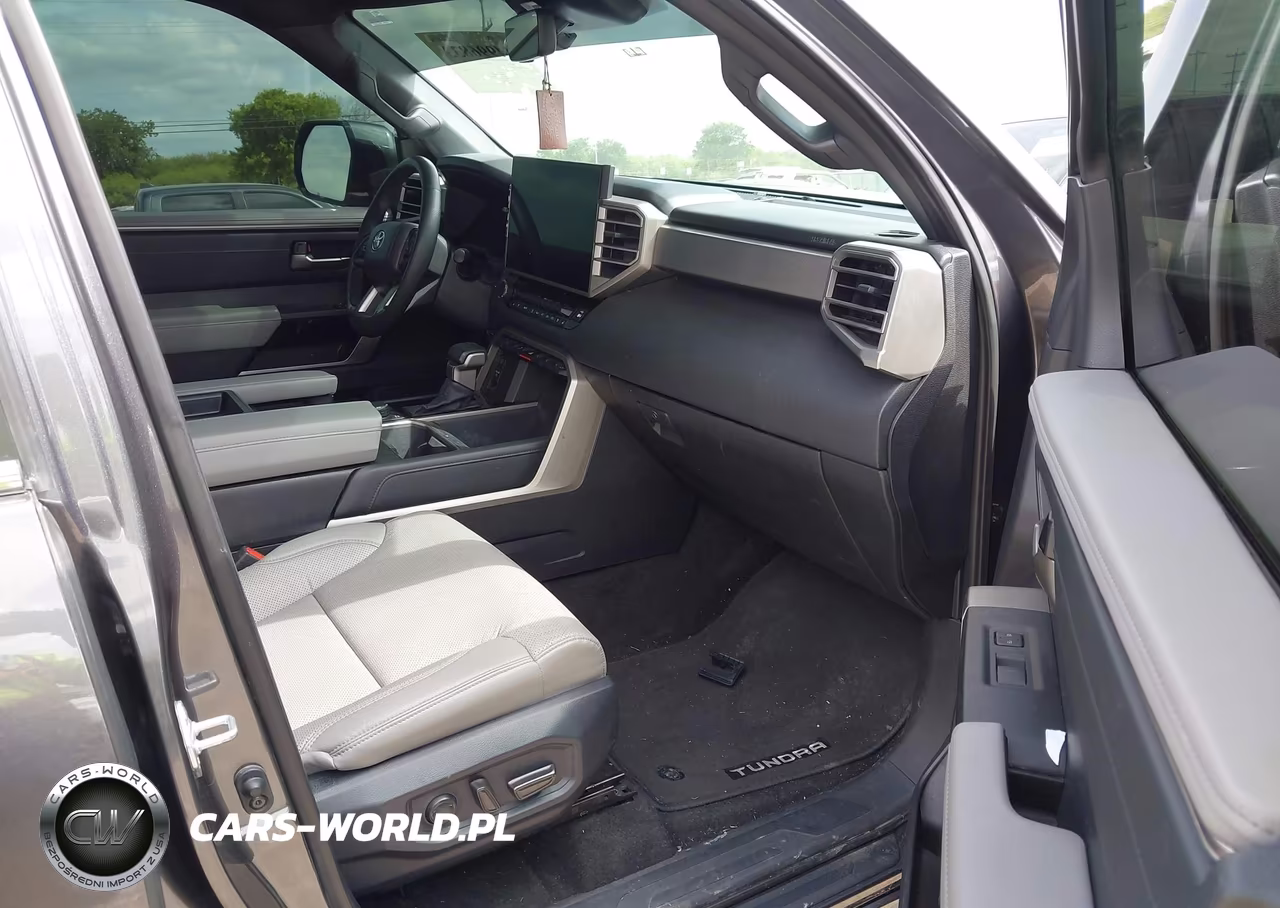 2025 Toyota Tundra Limited VIN:5TFJA5DB8SX253412 - 5
