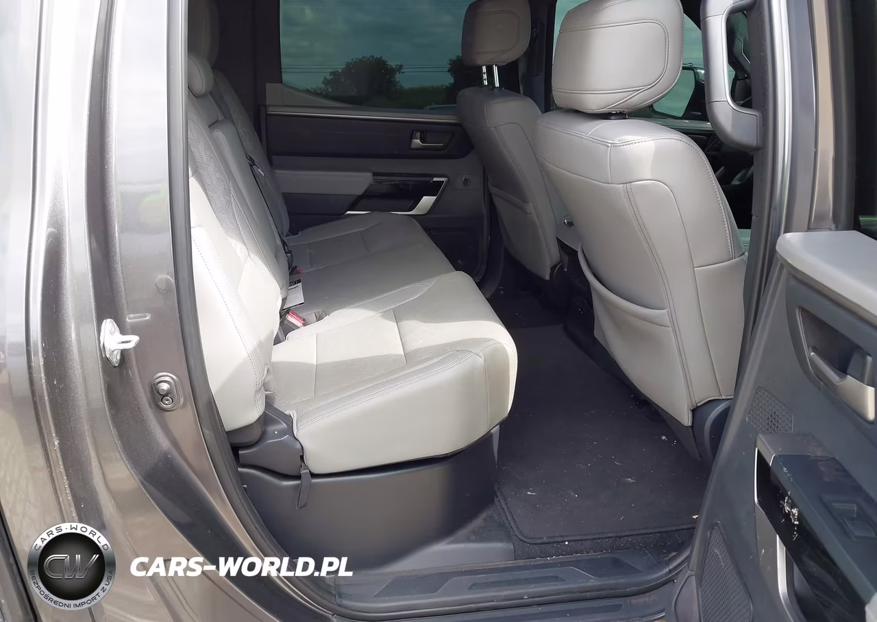 2025 Toyota Tundra Limited VIN:5TFJA5DB8SX253412 - 8