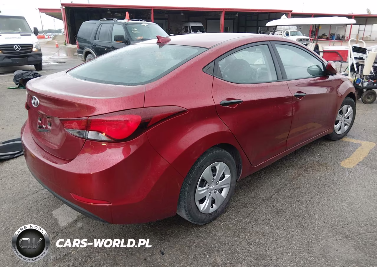 HYUNDAI ELANTRA SE VIN:5NPDH4AE9GH781500 - 4