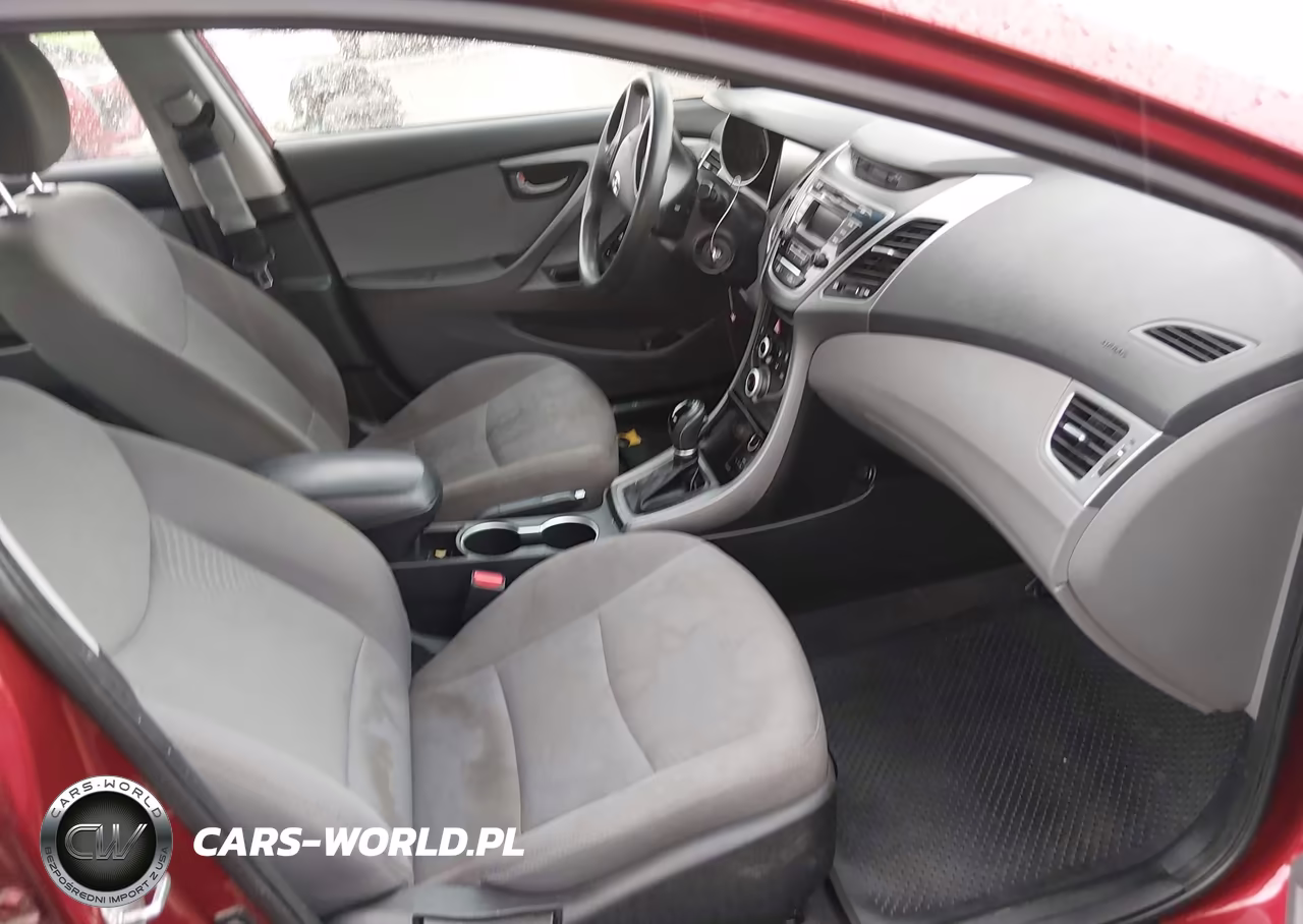 HYUNDAI ELANTRA SE VIN:5NPDH4AE9GH781500 - 5