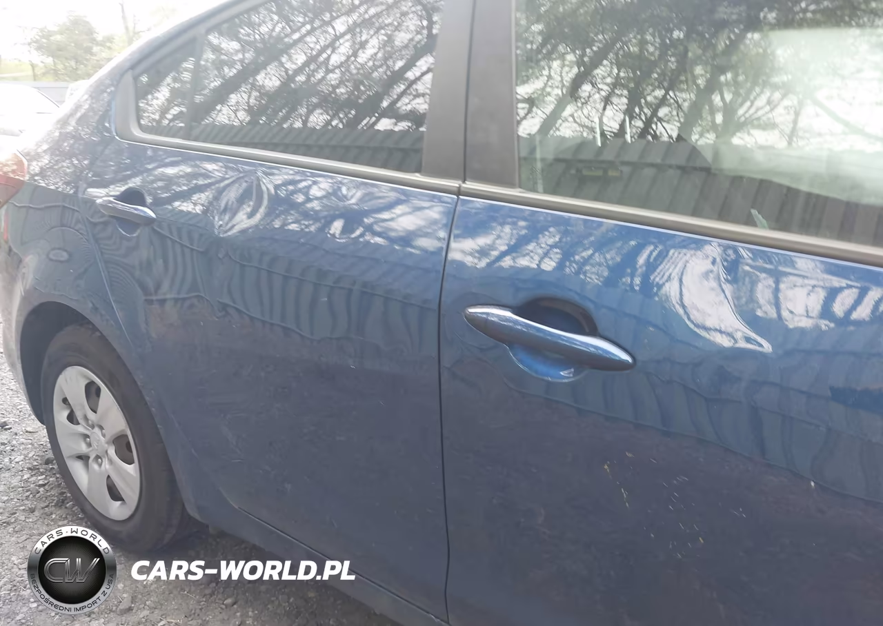 2018 Kia Forte Lx VIN:3KPFK4A78JE220213 - 17