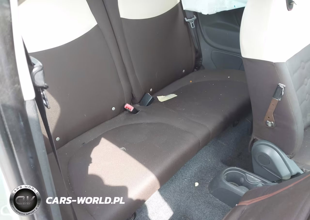 2014 Fiat 500 Pop VIN:3C3CFFAR3ET283021 - 8
