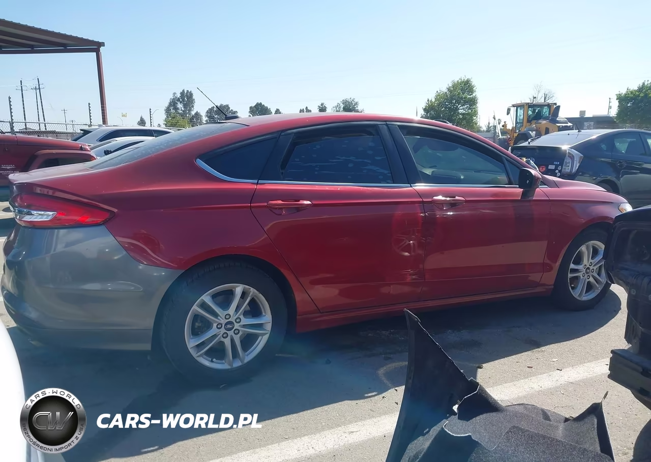 2018 Ford Fusion S VIN:3FA6P0G7XJR277741 - 13