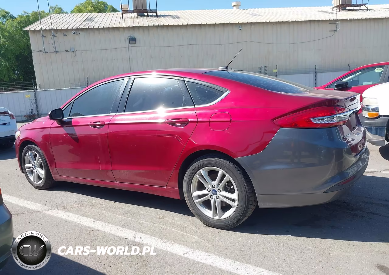 2018 Ford Fusion S VIN:3FA6P0G7XJR277741 - 14