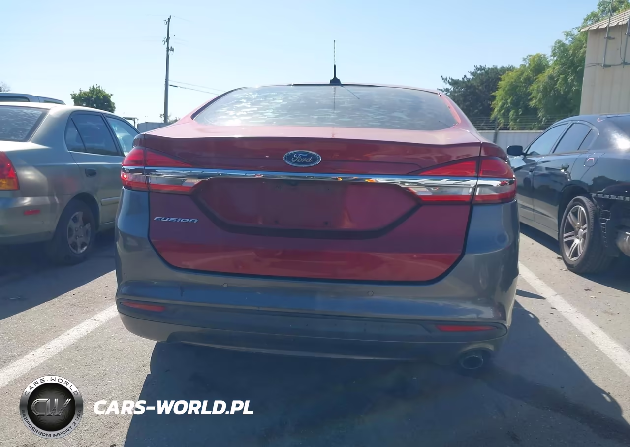 2018 Ford Fusion S VIN:3FA6P0G7XJR277741 - 16