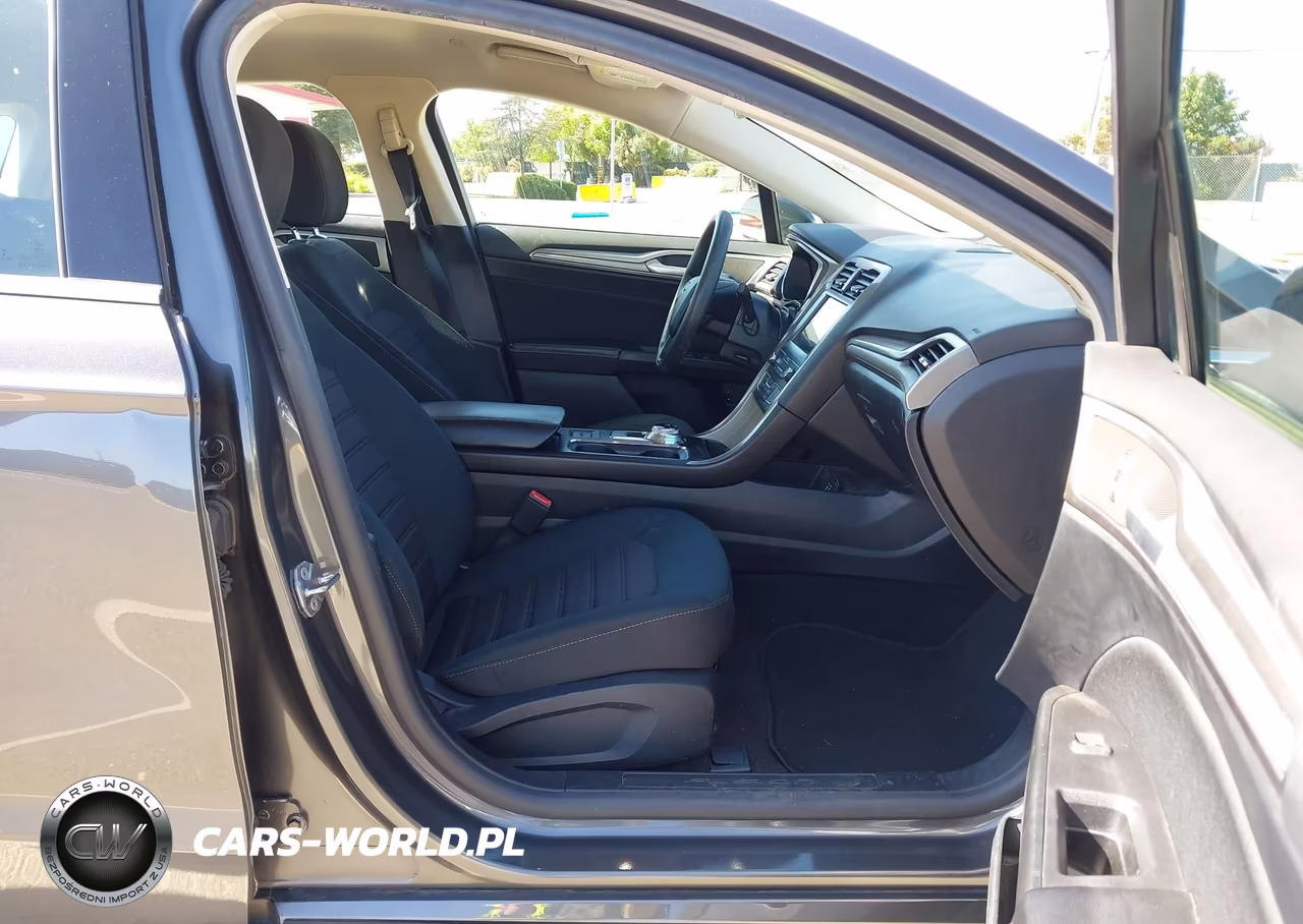 2020 Ford Fusion Hybrid Se VIN:3FA6P0LUXLR265037 - 5