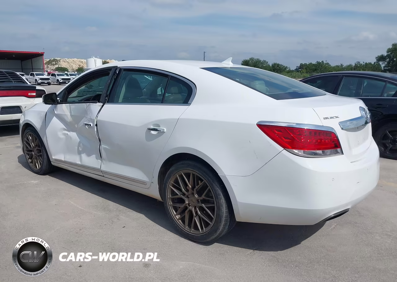 2013 Buick Lacrosse Leather Group VIN:1G4GC5E35DF138475 - 3