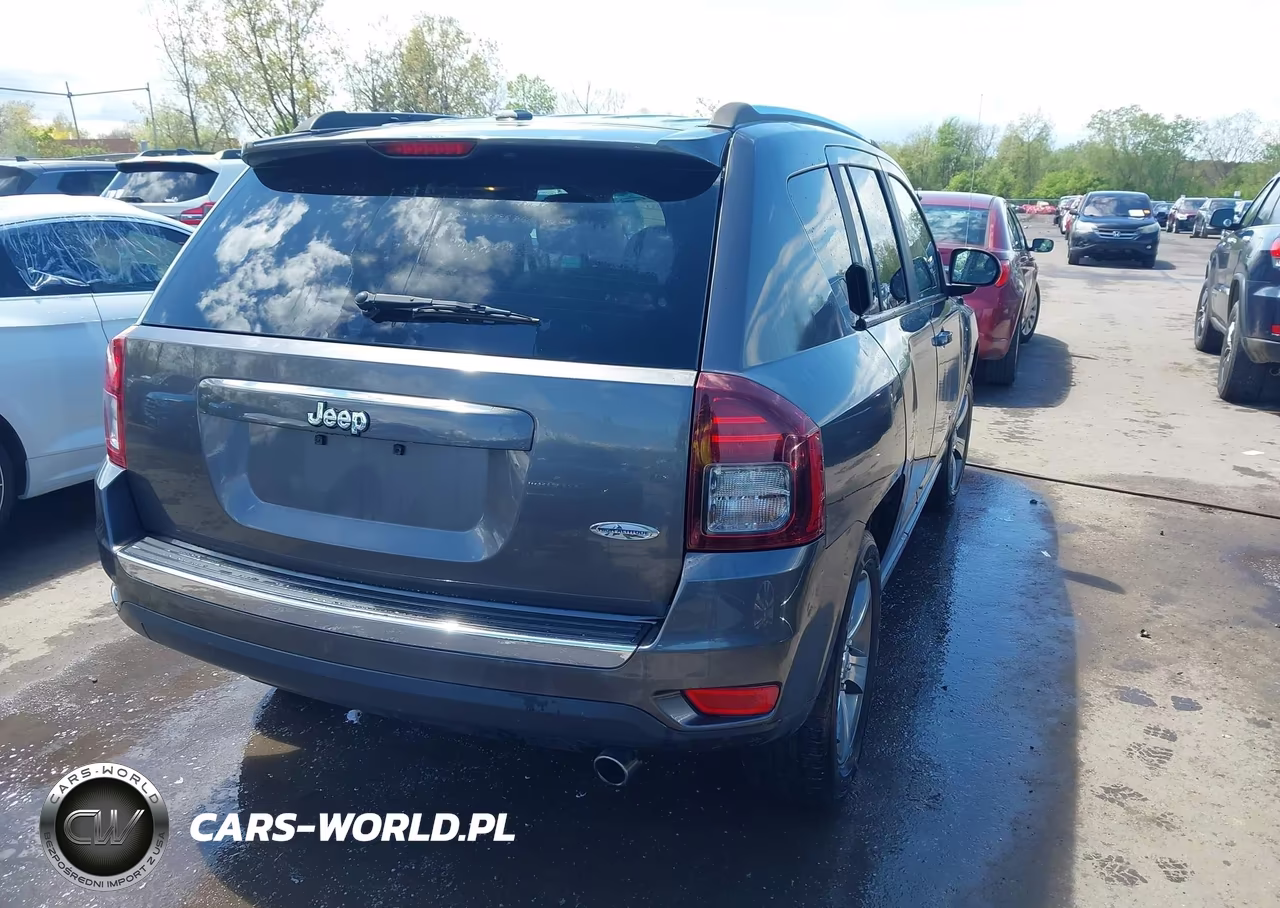 2017 Jeep Compass High Altitude Fwd VIN:1C4NJCEA2HD156180 - 4