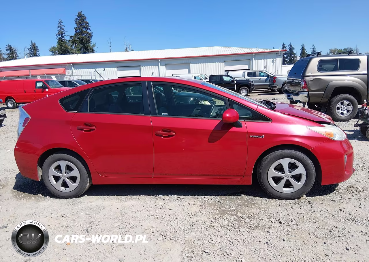 2013 Toyota Prius Four VIN:JTDKN3DU8D5695460 - 13