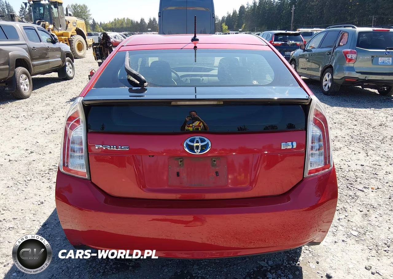 2013 Toyota Prius Four VIN:JTDKN3DU8D5695460 - 16