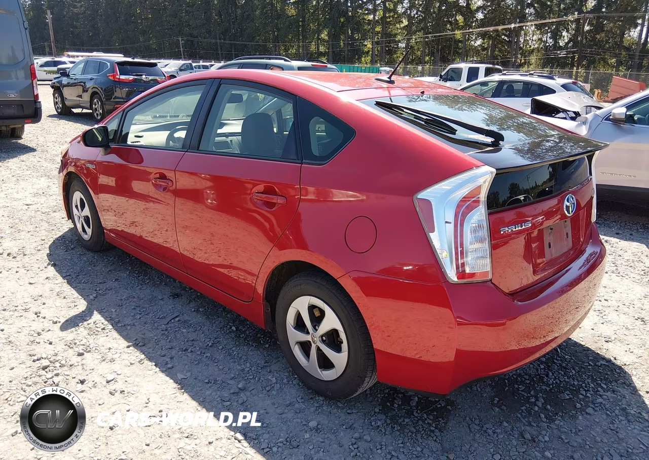 2013 Toyota Prius Four VIN:JTDKN3DU8D5695460 - 3