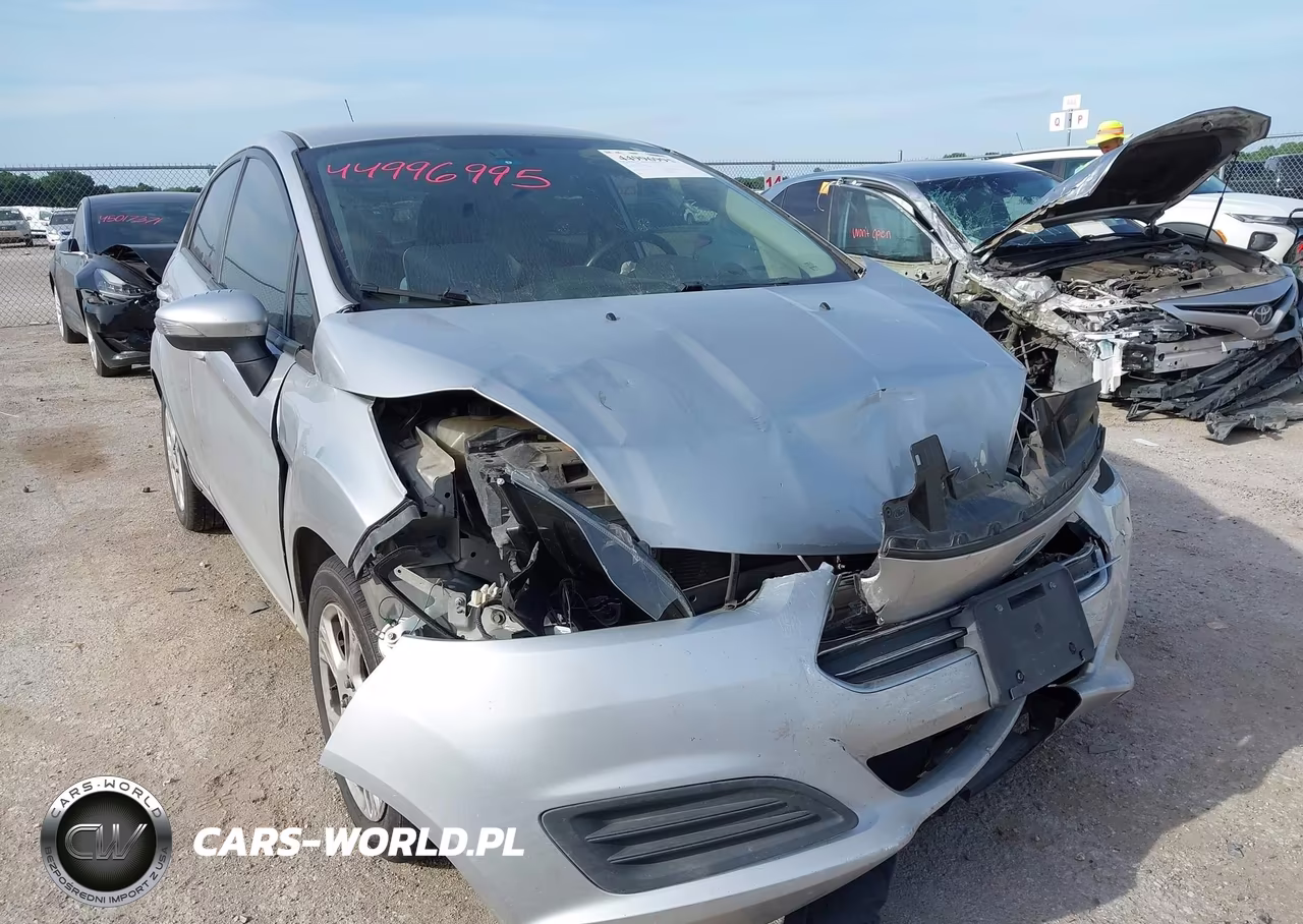 2014 Ford Fiesta Se – zdjęcie 1 z 16