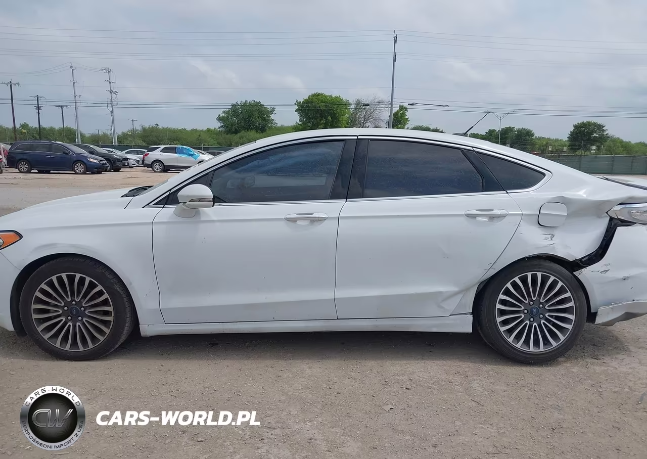 2017 Ford Fusion Titanium VIN:3FA6P0K96HR163075 - 15