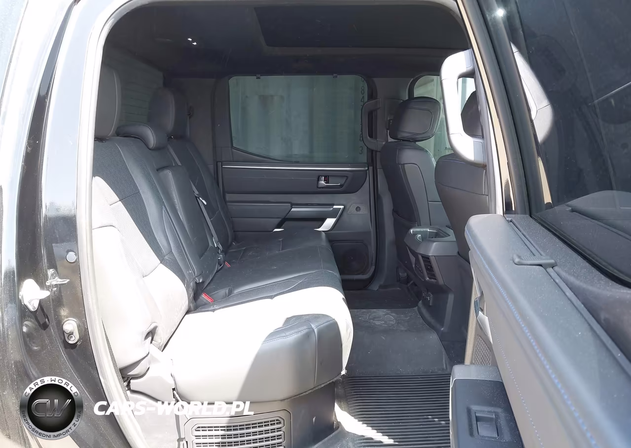 2023 Toyota Tundra Hybrid Platinum VIN:5TFNC5DB9PX039211 - 8