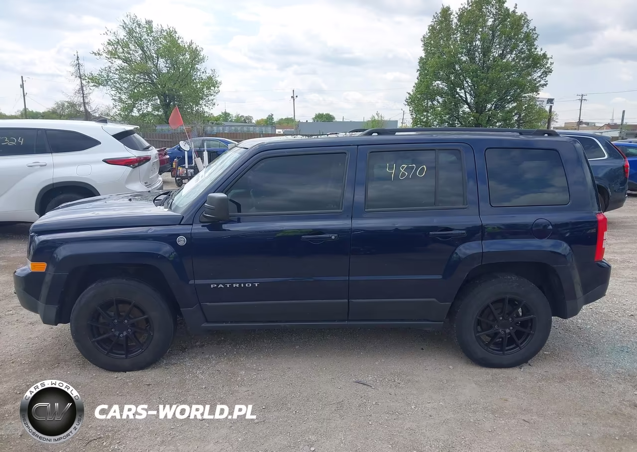 2017 Jeep Patriot Latitude 4X4 VIN:1C4NJRFB5HD133938 - 14