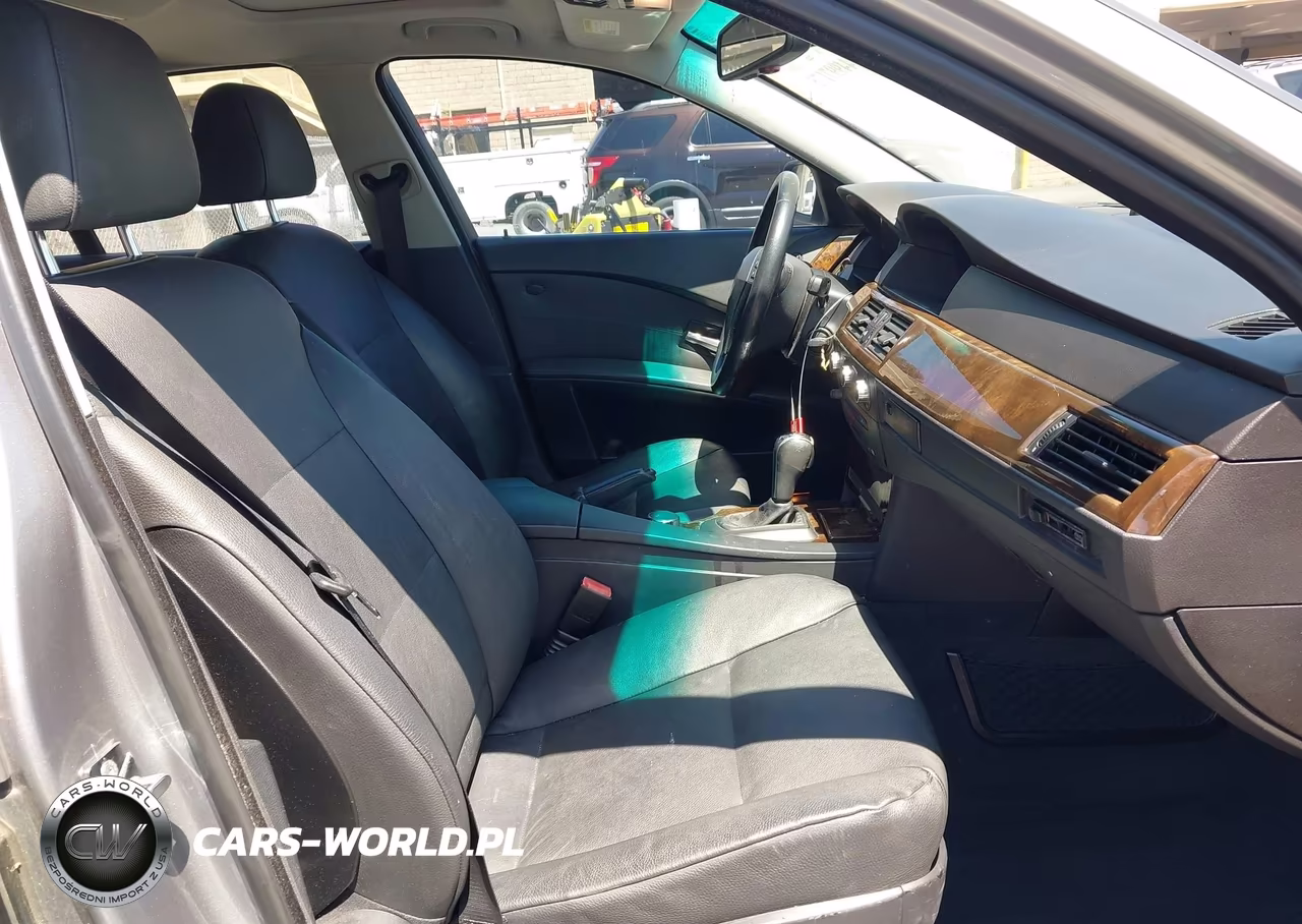 2007 BMW 530I VIN:WBANE73547CM46584 - 5