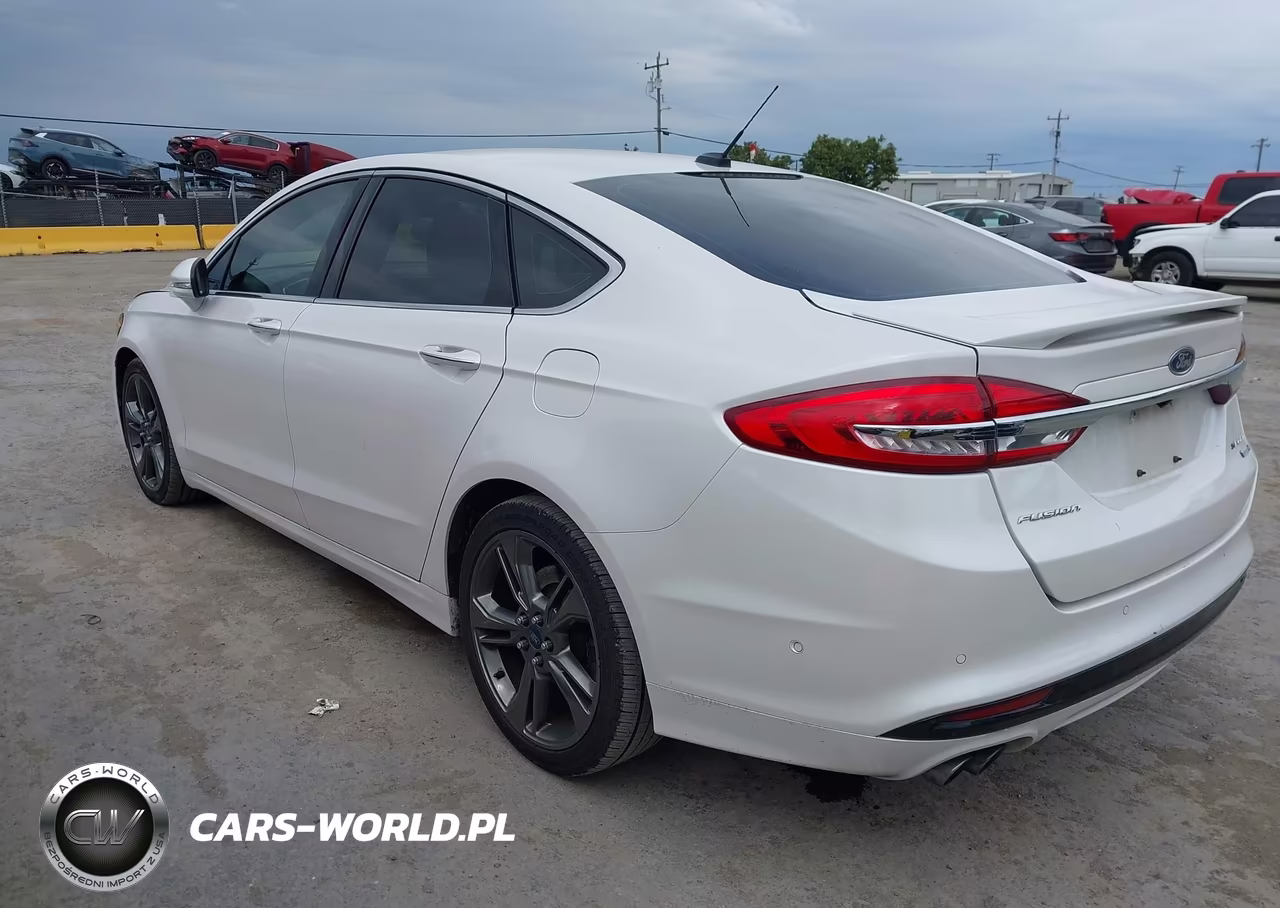 2018 Ford Fusion Sport VIN:3FA6P0VP1JR111031 - 3