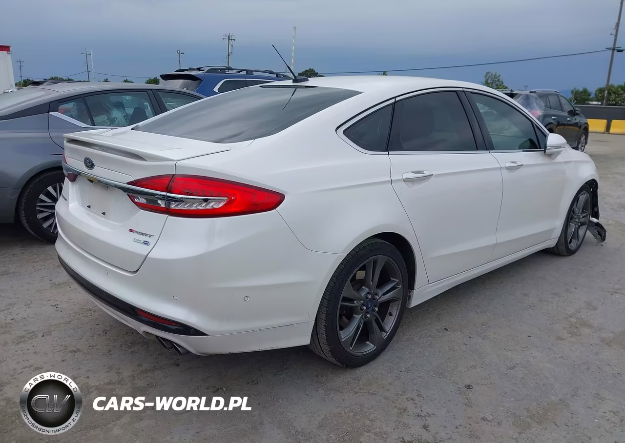 2018 Ford Fusion Sport VIN:3FA6P0VP1JR111031 - 4