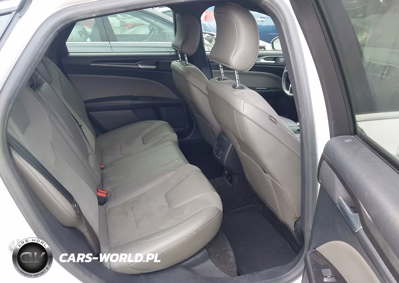 2018 Ford Fusion Sport VIN:3FA6P0VP1JR111031 - 8