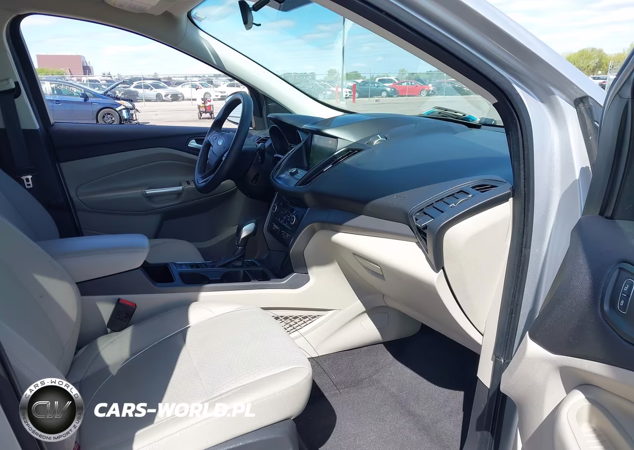 2019 Ford Escape Se VIN:1FMCU9G91KUC08566 - 5