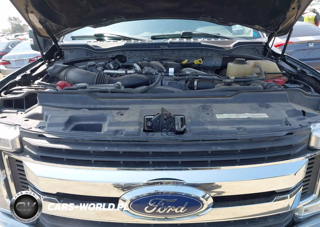 2018 Ford F-250 Xlt VIN:1FT7W2BT0JEB15850 - 10