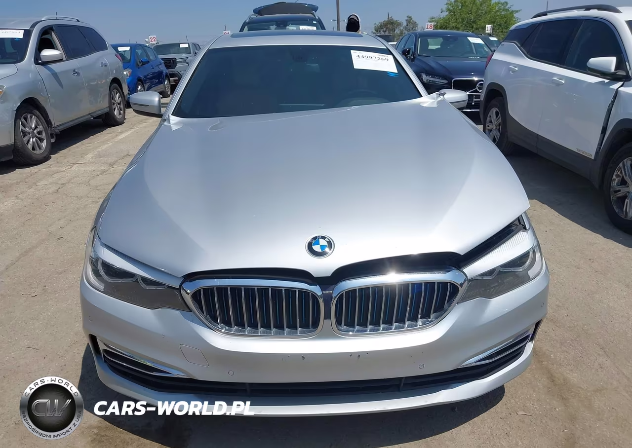 2018 BMW 530E Iperformance VIN:WBAJA9C5XJB251284 - 12