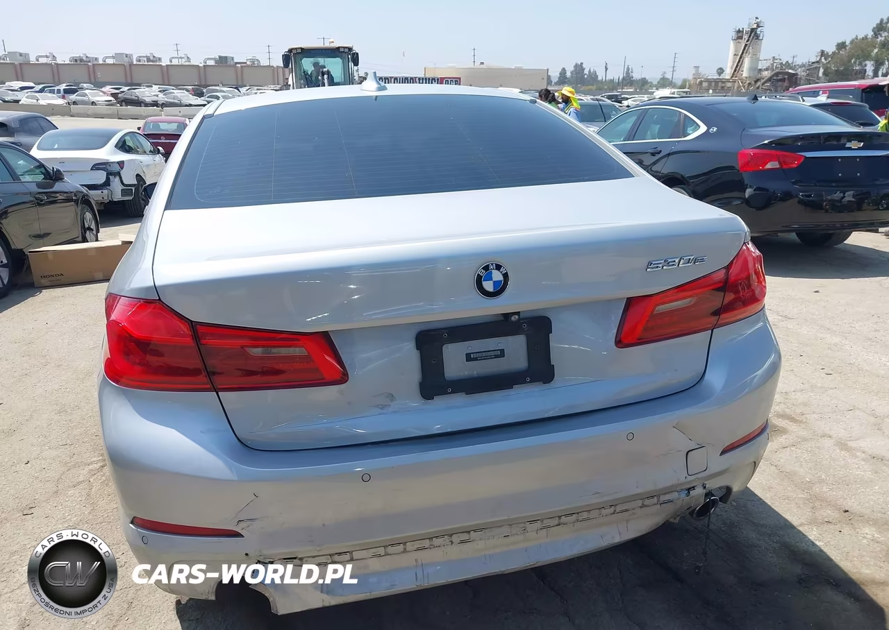 2018 BMW 530E Iperformance VIN:WBAJA9C5XJB251284 - 16