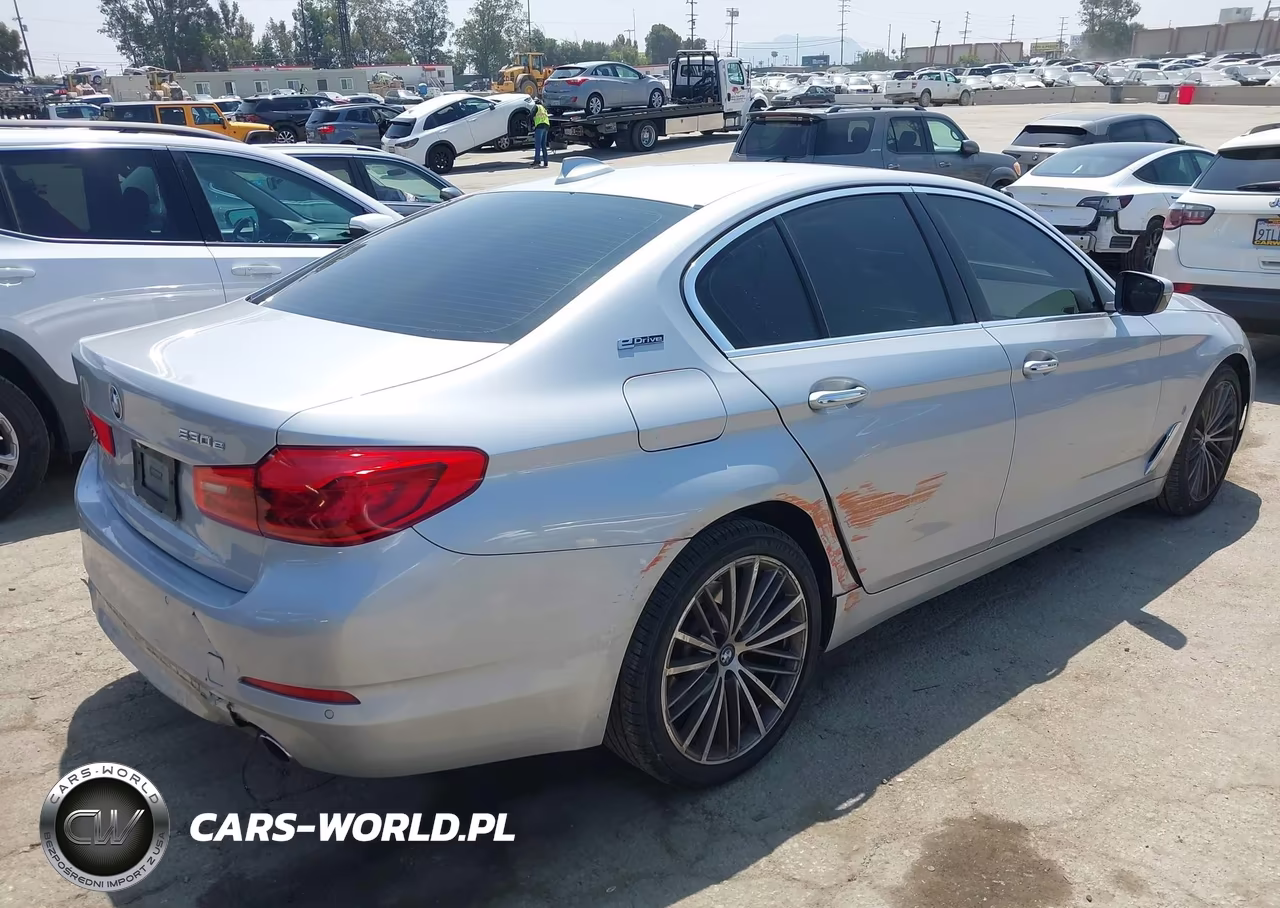 2018 BMW 530E Iperformance VIN:WBAJA9C5XJB251284 - 4