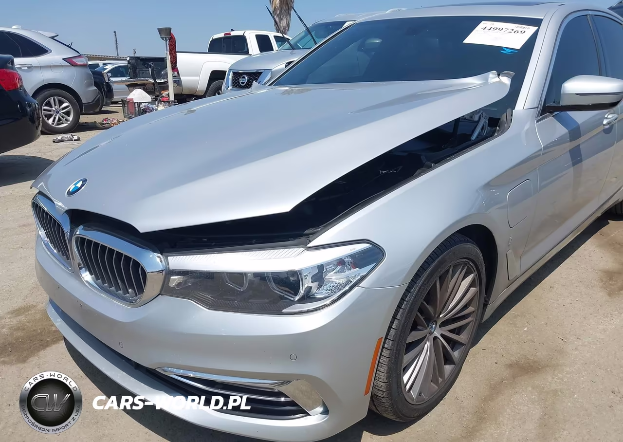 2018 BMW 530E Iperformance VIN:WBAJA9C5XJB251284 - 6