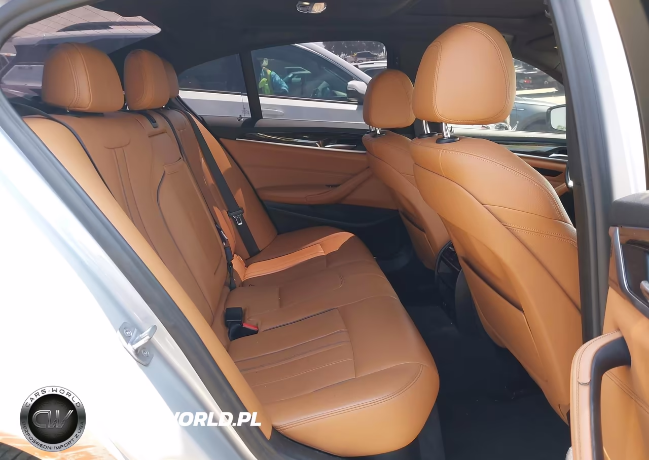 2018 BMW 530E Iperformance VIN:WBAJA9C5XJB251284 - 8