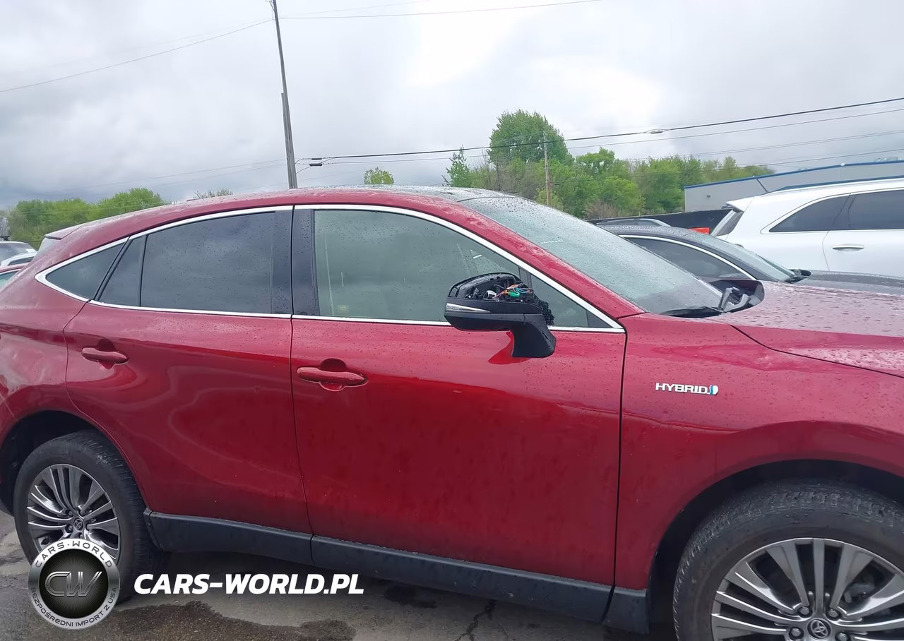 2021 Toyota Venza Limited VIN:JTEAAAAH8MJ011710 - 13