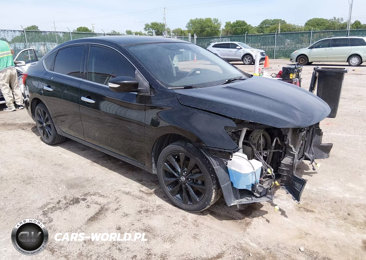 2018 Nissan Sentra Sr – zdjęcie 1 z 13
